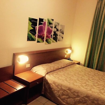 Hotel Paradiso Mediolan Zewnętrze zdjęcie