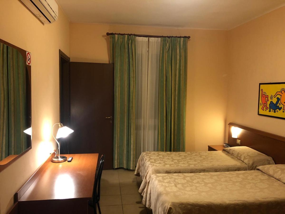 Hotel Paradiso Mediolan Zewnętrze zdjęcie