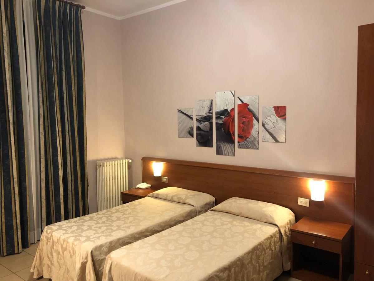 Hotel Paradiso Mediolan Zewnętrze zdjęcie