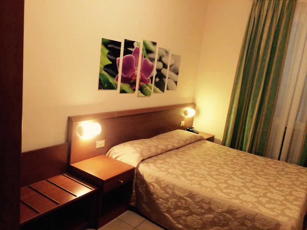 Hotel Paradiso Mediolan Zewnętrze zdjęcie