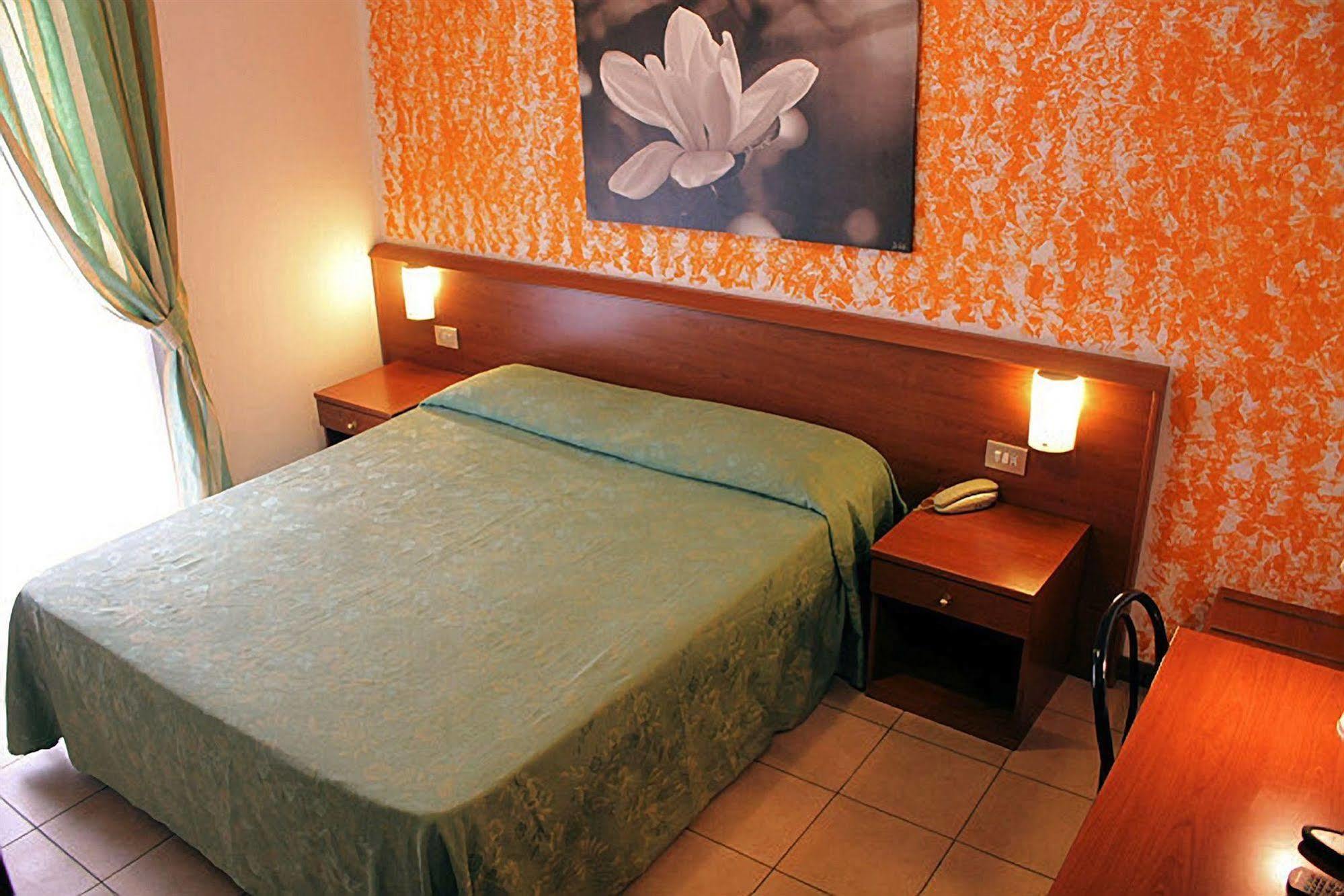 Hotel Paradiso Mediolan Zewnętrze zdjęcie